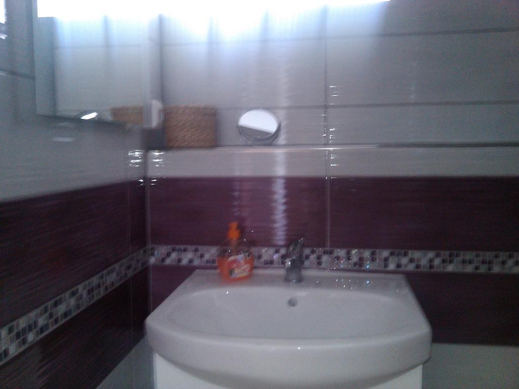 Vinny Sklep Kovarna Rohatec Room photo